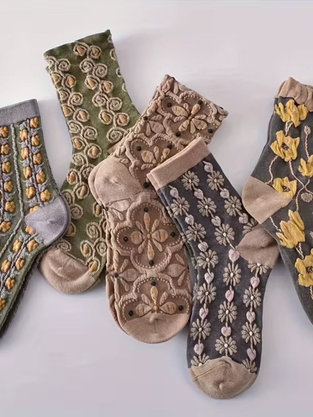 SOCKS - GET 5 PAIR - EMBROIDERED